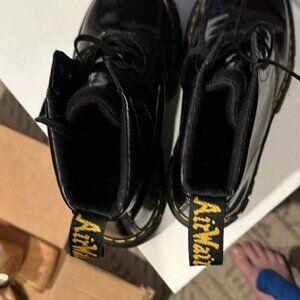 Combat boots